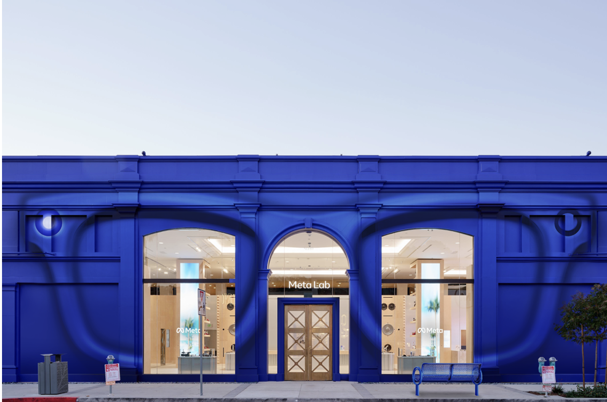 Meta Opens Shops For New Smart Glasses With Display